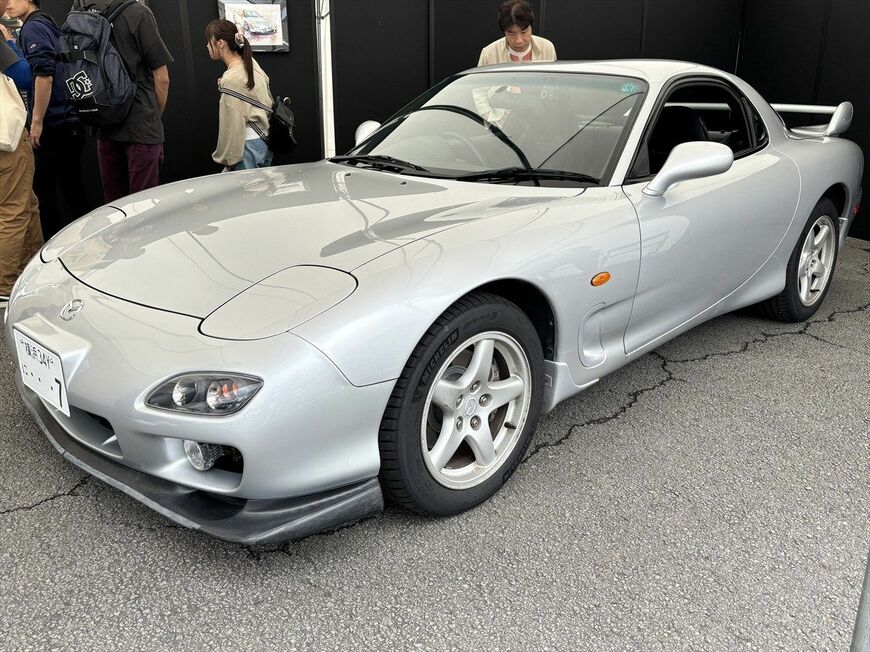 いま最も有名な「RX-7」である西本尚子さんが25年間愛用した「RX-7」（写真：桃田健史）