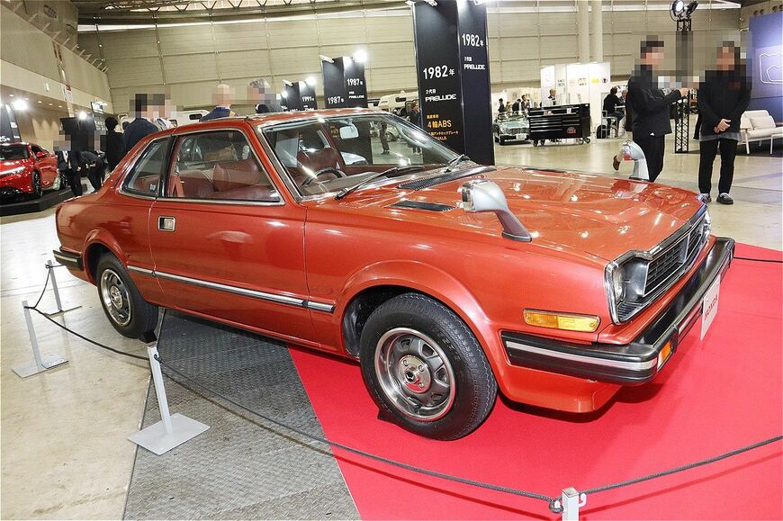 ホンダの初代「プレリュード」（筆者撮影）
