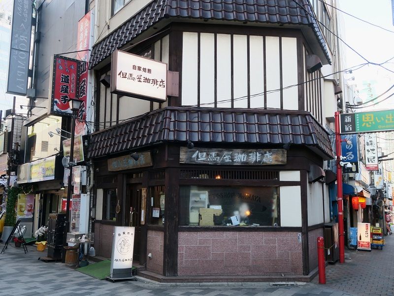 但馬屋は地域密着型のチェーンだ（筆者撮影）