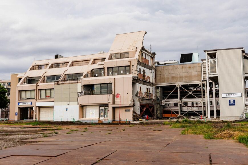 東武東上線 上板橋駅　南口　解体中の駅ビル