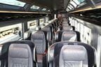 1号車・プレミアムグリーン車の車内