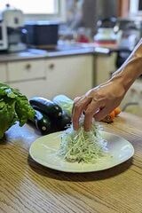 「夫が料理好きなんです。私は料理をしないので助かっています。毎日、新鮮野菜たっぷりな美味しい食事を出してくれています」（画像提供／松本さん）