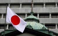 日銀､物価目標達成を2019年度ごろに先送り 金融政策決定会合で政策の現状維持を決定