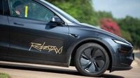 ｢最悪決算｣テスラ､いまだ高水準の株価は妥当か