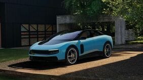 フェラーリの株価が急落､同社初の完全電気自動車｢ルーチェ｣に株式市場が失望した理由とは？
