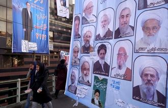 イラン総選挙､大統領派と保守派の争いに