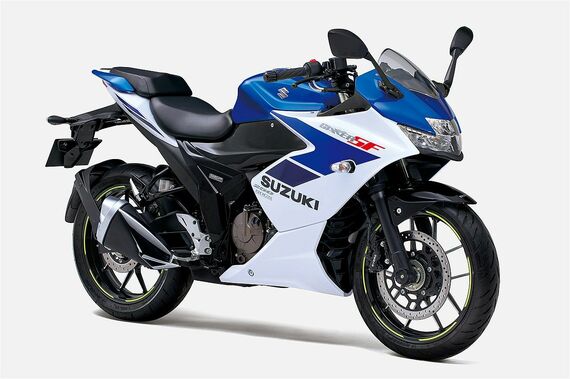 国内で導入されているジグサーSF250のガソリン仕様車