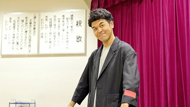 土佐兄弟･卓也､｢母校｣成城中学･高等学校に帰る