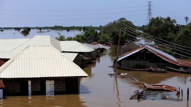 ナイジェリア中南部で洪水､100人死亡の惨事