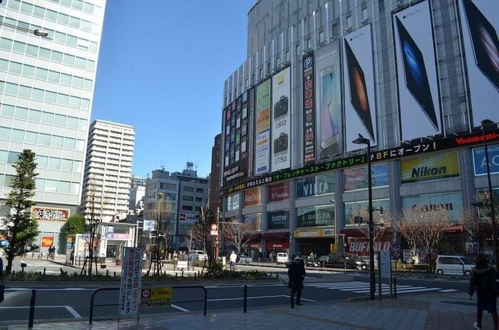 駅前ロータリー。かつて神田川につながる船溜りだった