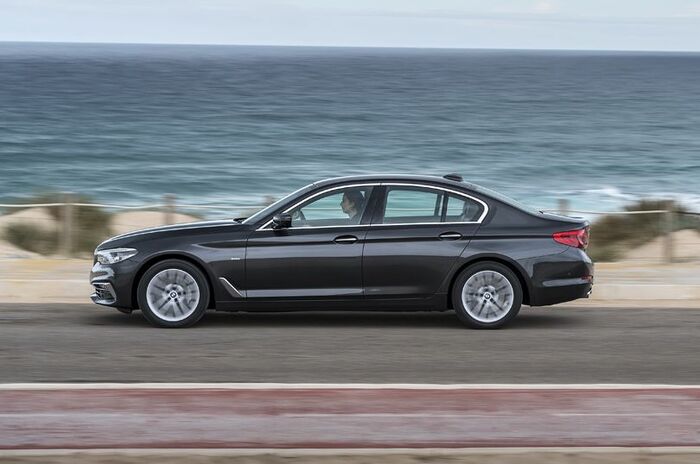 ビー・エム・ダブリュー 530d xドライブ｜BMW 530d xDrive