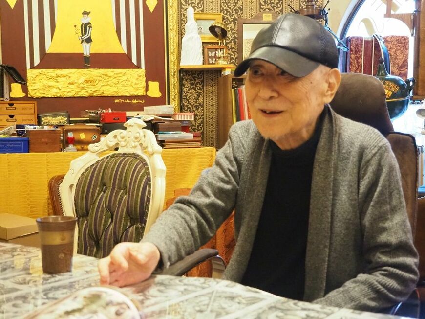 取材に対応する梵寿綱さん（写真：編集部撮影）