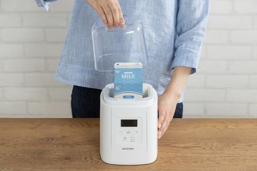 牛乳パックを入れて作ることができるので手間なし（写真：アイリスオーヤマ）