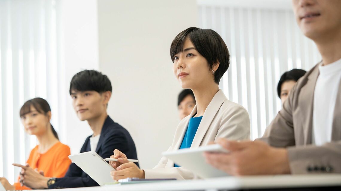 MBAと中小企業診断士は似ている点、異なる点がある(写真:jessie/PIXTA)
