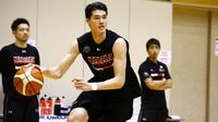 現代版｢スラムダンク流川楓｣が伸びたワケ ｢NBAに最も近い203㎝｣の意外な"過去"