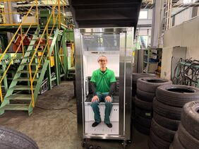 トラスコ中山の人間用冷蔵庫｢ど冷えもんBOX｣､酷暑の夏に商機…海外からも引き合い