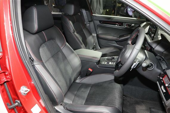 シビックe:HEV RSプロトタイプのインテリア