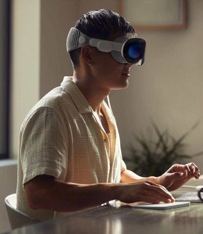 スピーカーユニットは耳に直接音を届ける仕組み