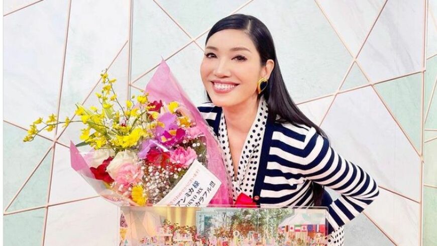 アンミカさんの大胆な転身人生とは？（写真：アンミカさんのInstagramより）