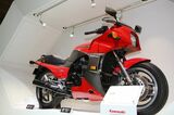 カワサキモータースの「GPZ900R」（筆者撮影）