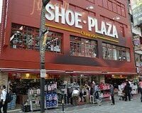 チヨダvs.ＡＢＣ、靴の激戦区・上野で激突