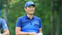 ゴルフ人気コーチ､プロ試験合格で狙う変革 "自分たちのことしか考えない"に危機感