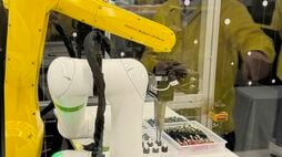 〈もう工場実装が進むフィジカルAI〉産業ロボットの雄ファナックがグーグルの独占オファーに応じず貫くオープン化の肝
