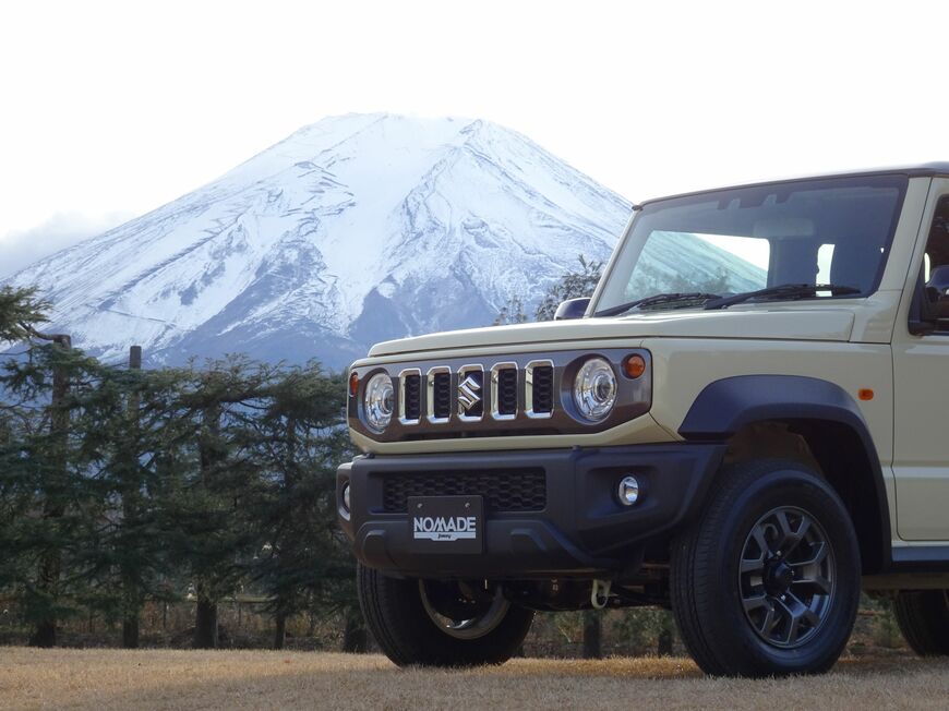 スズキ「ジムニー ノマド」のディテール（筆者撮影）