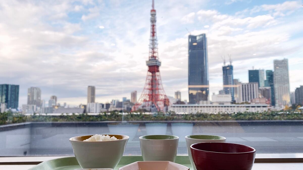 やや貧乏な中年夫婦が｢お役所ランチ｣で得る幸福 え､東京タワーを見て､この値段でいいんですか？ | 小さく暮らす | 東洋経済オンライン