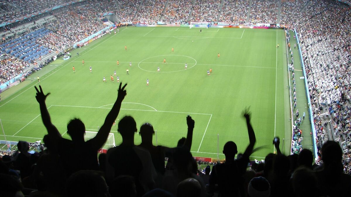 ｢サッカー観戦｣初心者のための”5つのポイント” | スポーツ | 東洋経済オンライン