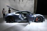 世界限定350台、日本では限定30台で販売されるホンダ「NSX タイプS」（撮影：尾形文繁）