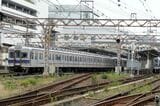 和歌山市駅を出発する特急サザン。なんば行きは7100系が先頭（記者撮影）