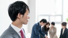 雑談をまったくしないとどうなるか？ ｢職場の人間関係｣に疲れて孤独を選んだ男性が"まさかのピンチ"に直面