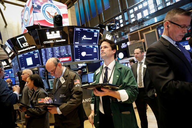 米国株式市場は上昇､NYダウ298ドル高