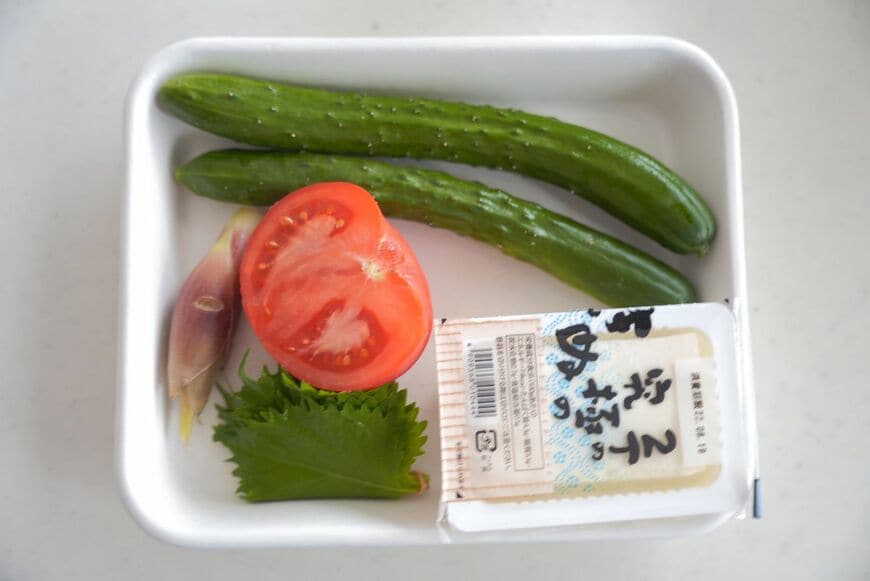 トマト冷や汁の材料