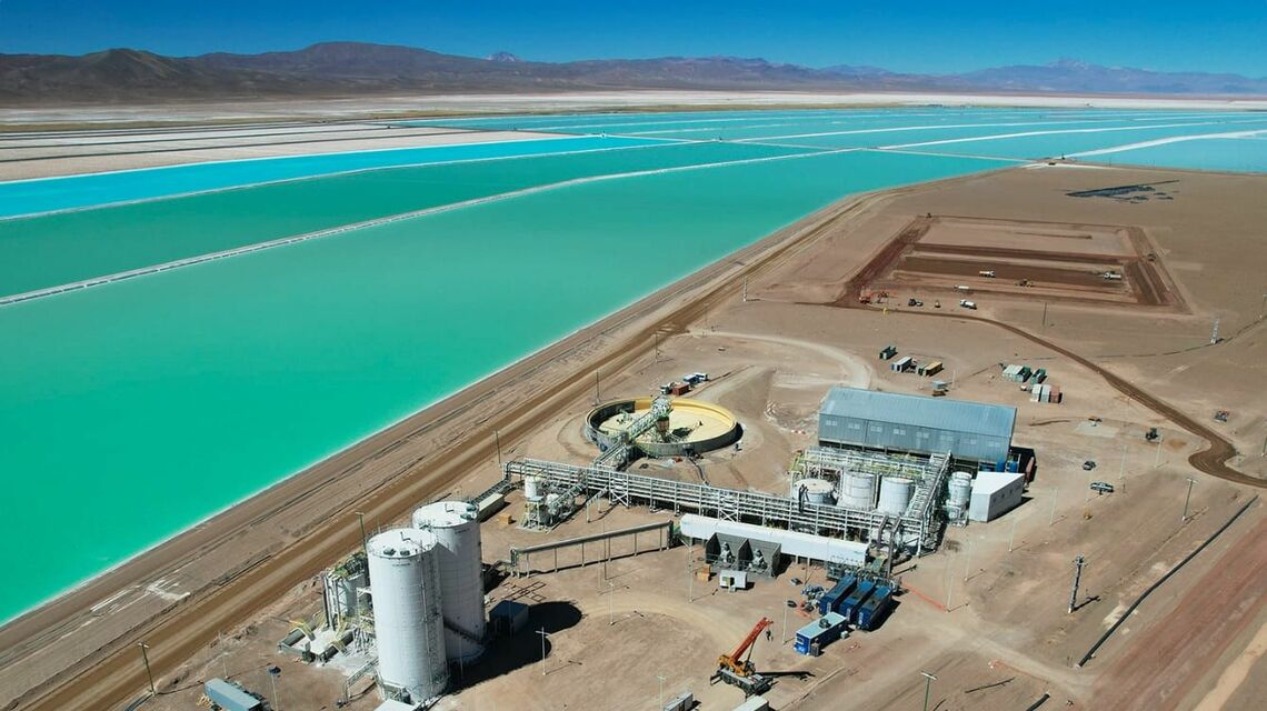 広汽埃安はリチウム大手の贛鋒鋰業と提携し、電池原材料の直接調達を実現した。写真は贛鋒鋰業が権益を持つアルゼンチンのリチウム塩湖（現地開発会社のウェブサイトより）