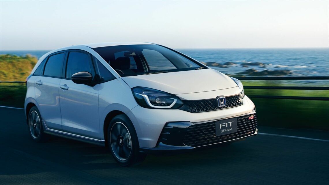 現行フィットは2020年に発売。2022年10月にマイナーチェンジを実施している（写真：本田技研工業）