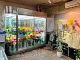 与野ハウスの1階にある「花はつ」（筆者撮影）