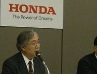 中国重視のホンダに忍び寄る尖閣問題の影