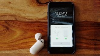 2年前発売の｢AirPods｣が売れ続けているワケ