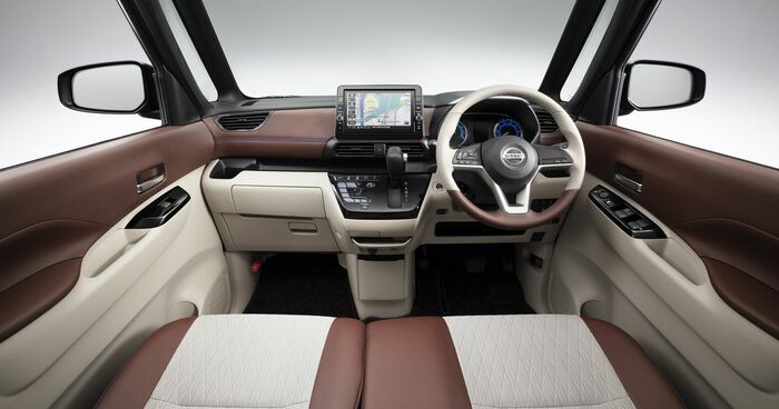日産 ルークス AUTECH