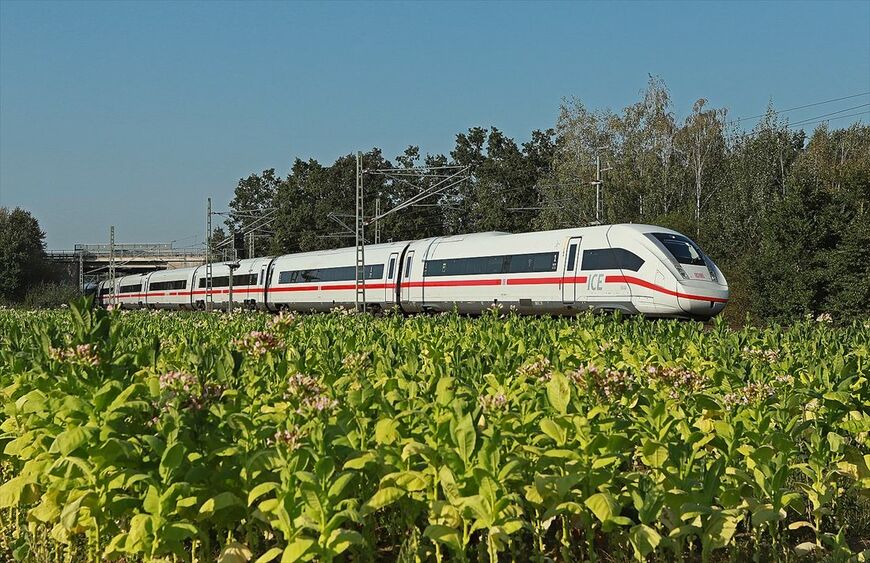 ドイツの新型高速列車「ICE4」（写真：Deutsche Bahn AG / Claus Weber）