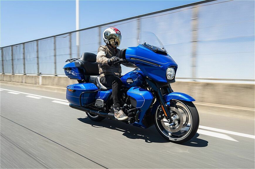 ハーレーダビッドソン「ストリートグライドウルトラ」（写真：ハーレーダビッドソンジャパン）