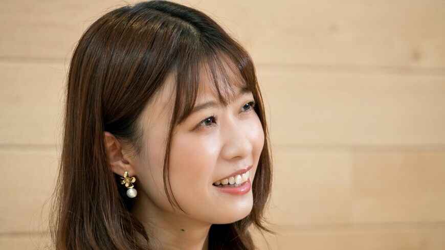 インタビュー時の西澤由夏アナ（撮影：梅谷秀司）