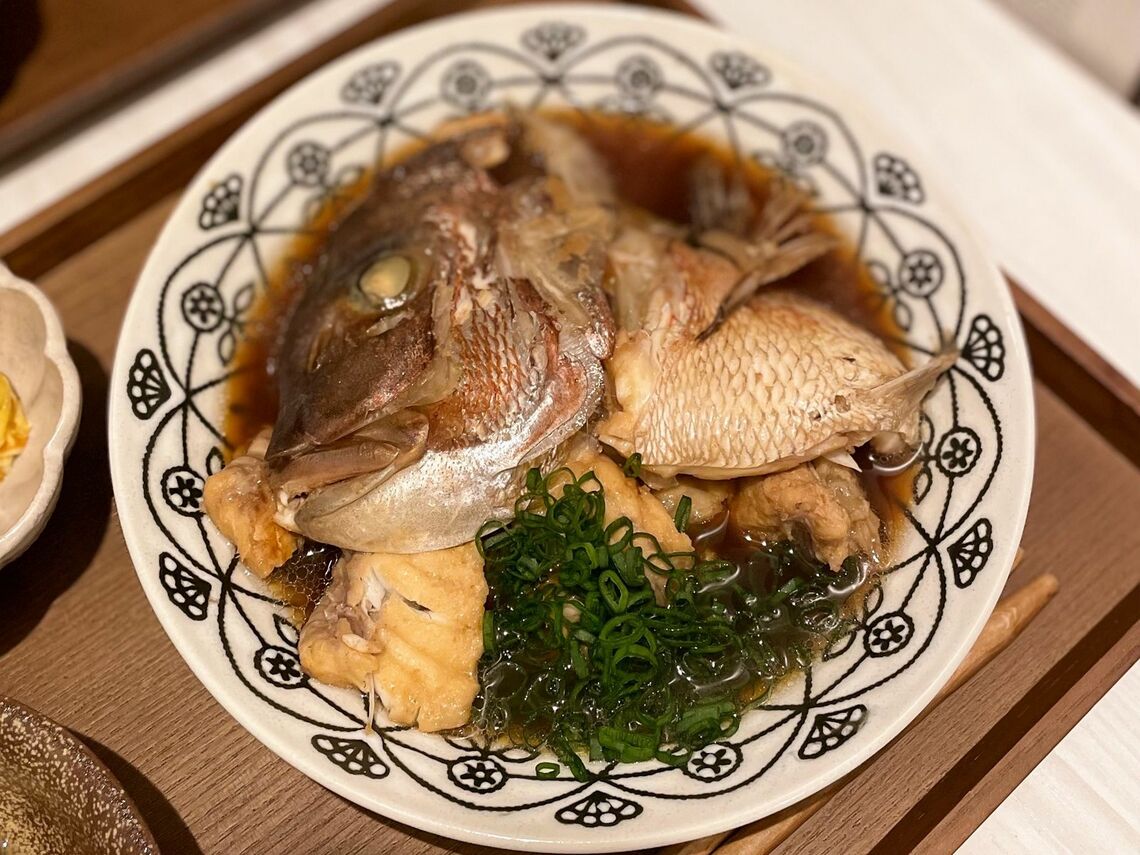 鯛アラの煮付け（写真：筆者提供）