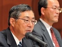 10年の小野寺政権に幕、続くKDDIの苦境
