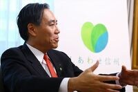 困っている人をたらい回しにしたくない 寝たきりを経験した長野県知事だから、見えたこと(上)