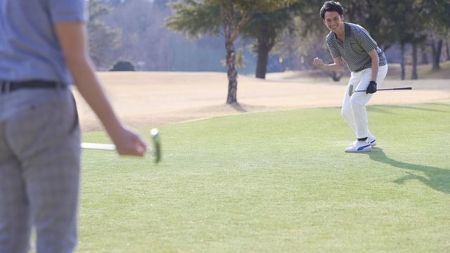 ゴルフの 1人予約 がじわり盛り上がる事情 ゴルフとおカネの切っても切れない関係 東洋経済オンライン 社会をよくする経済ニュース