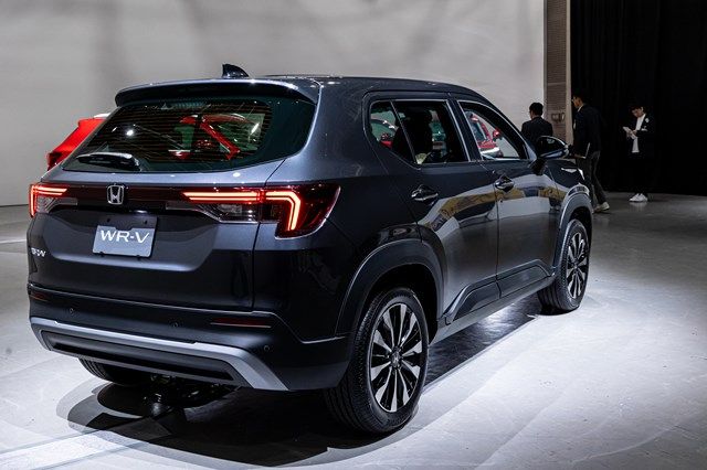 ホンダの新型SUV「WR-V」（写真：三木宏章）