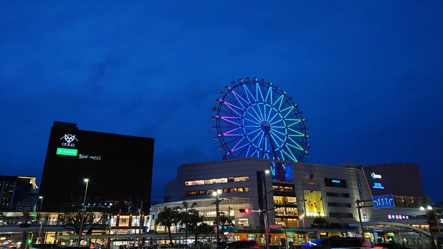 夜の鹿児島中央駅（筆者撮影）